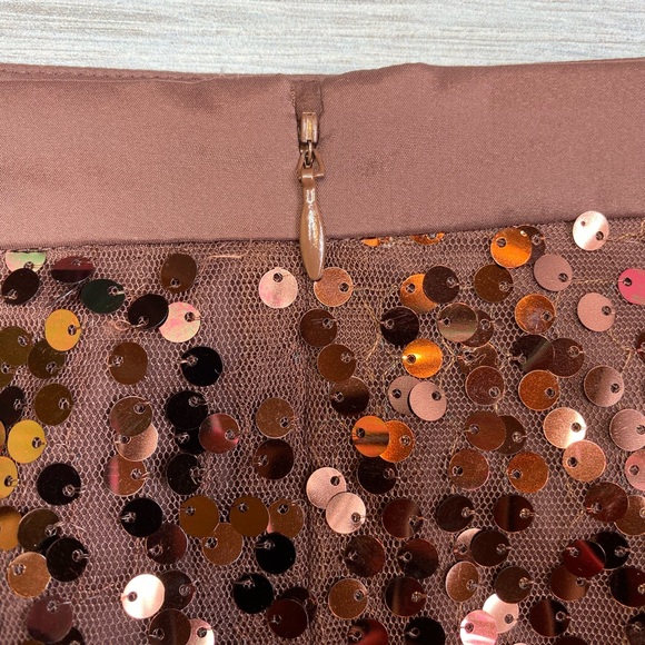 Banana Republic size 2 Mini Skirt - Picture 3 of 4